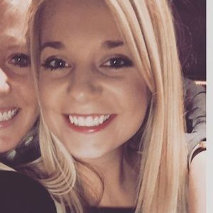 Meet your Posher, Zoe